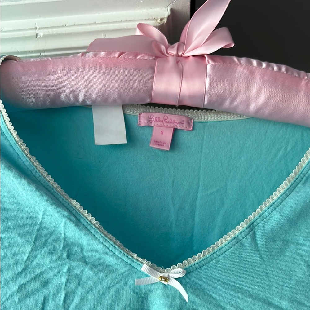 Lilly Pulitzer Seafoam Blue Fitted Tie Front Short Sleeve Tee - Picture 3 of 4